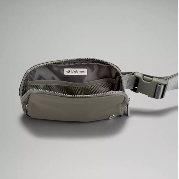 Lululemon Gray Sage Everywhere Belt Bag 1L - Picture 3 of 8